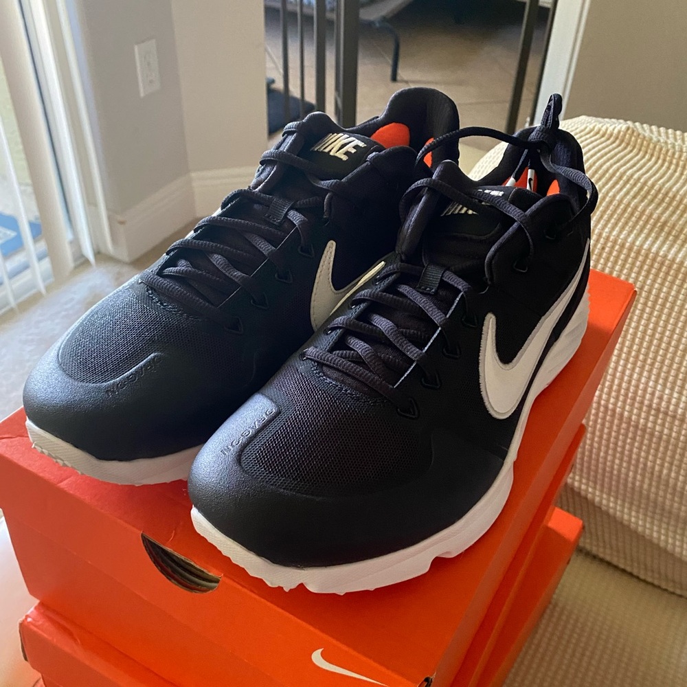 Nike Alpha Huarache Elite 2, sz11.5